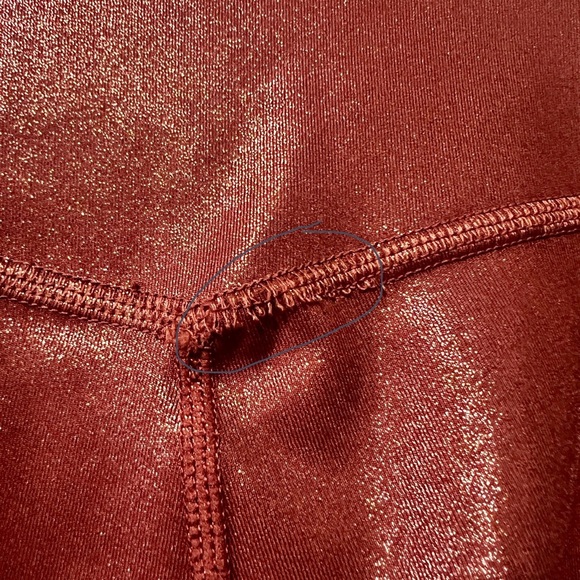 Nike Dri-Fit Rose Gold Shimmer One Icon Clash Tight/Leggings - Size XS - Picture 12 of 12